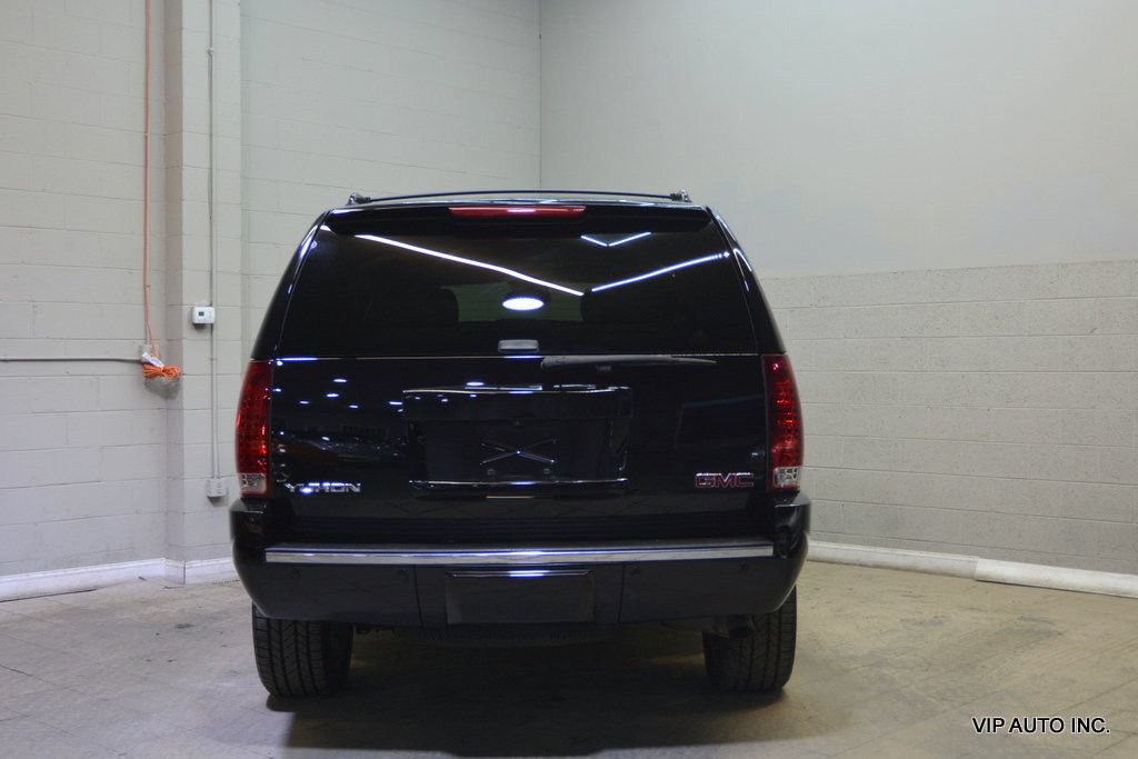 Used 2013 GMC Yukon Denali AWD/4WD image 17
