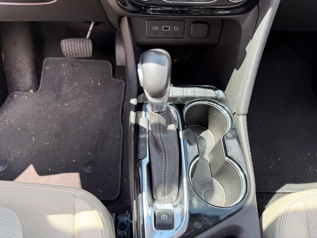 Used 2022 Buick Encore GX Select FWD image 29