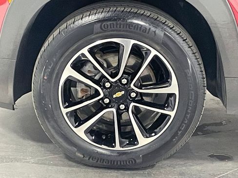 Used 2024 Chevrolet TrailBlazer LT w/ Driver Confidence Package AWD/4WD image 16