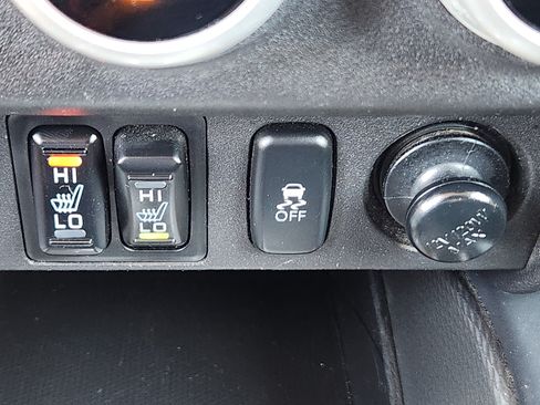 Used 2020 Mitsubishi Outlander Sport SE AWD/4WD image 15