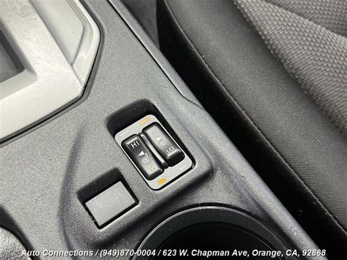 Used 2018 Subaru Impreza 2.0i Premium image 15