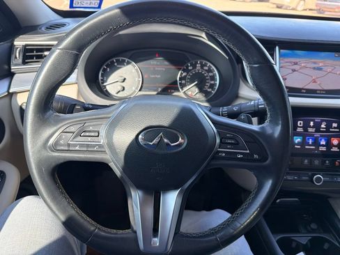 Used 2019 INFINITI QX50 Luxe w/ Navigation Package FWD image 15