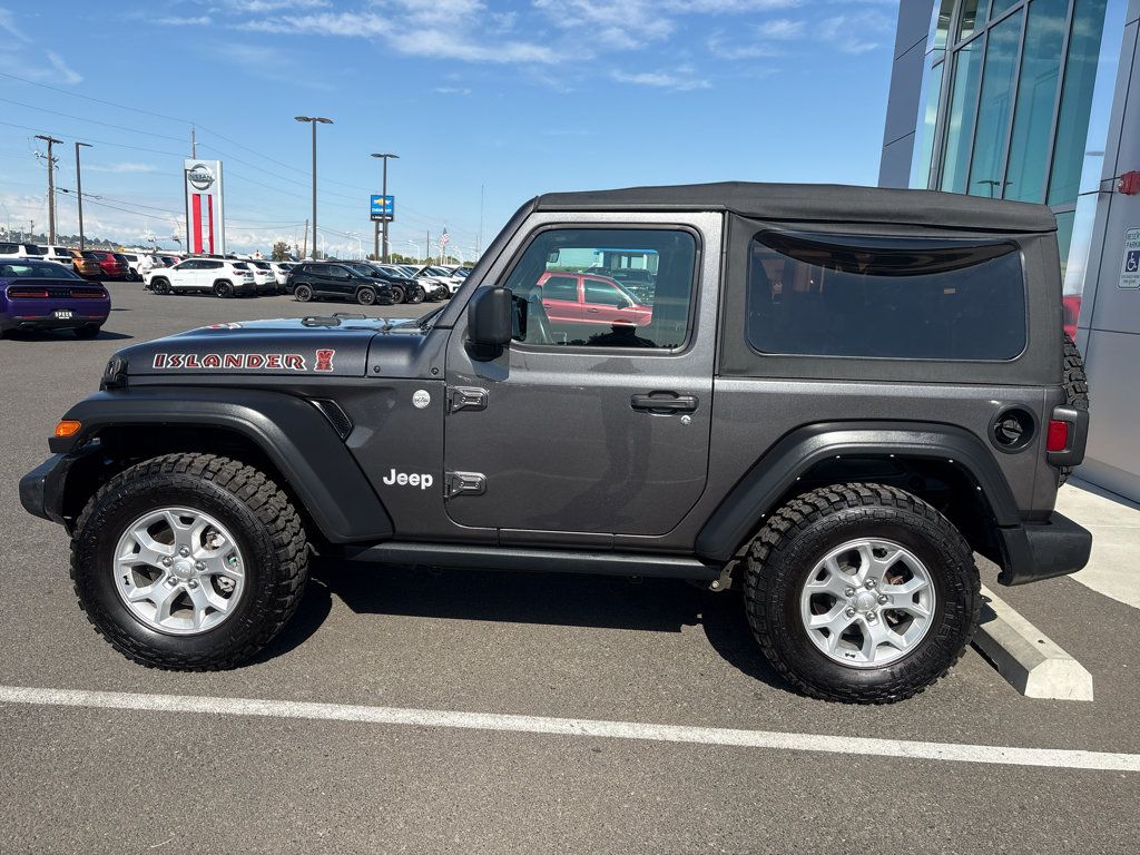 Used 2021 Jeep Wrangler Sport AWD/4WD image 2