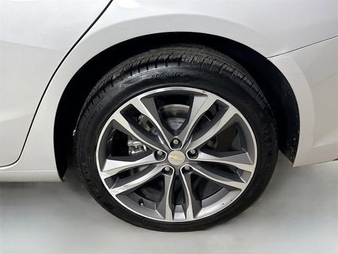Used 2022 Chevrolet Malibu LT image 31