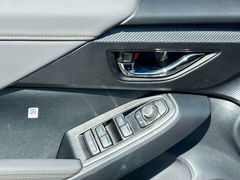 Certified 2025 Subaru Crosstrek 2.5i Limited w/ Crosstrek Mirror Package image 25