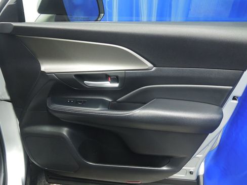 Used 2024 Toyota Grand Highlander XLE image 39