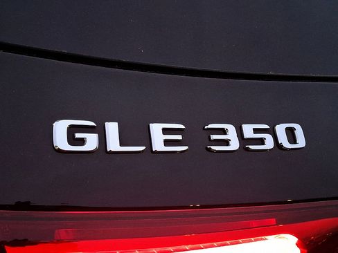 Used 2023 Mercedes-Benz GLE 350 4MATIC image 24