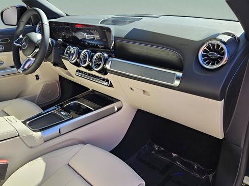 New 2026 Mercedes-Benz GLB 250 image 15