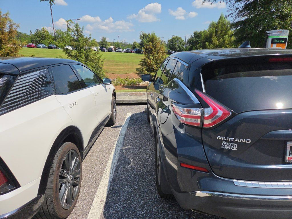 Used 2018 Nissan Murano S w/ Cargo Package FWD image 7