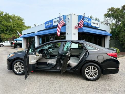 Used 2017 Hyundai Sonata SE FWD image 21