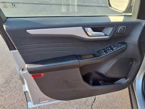 Used 2024 Ford Escape SE w/ PHEV Premium Package FWD image 20