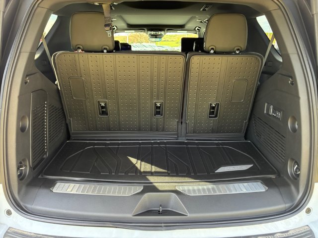 New 2027 Chevrolet Tahoe High Country AWD/4WD image 16