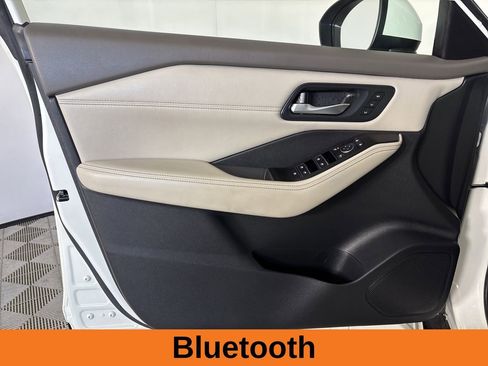 Used 2023 Nissan Rogue SL w/ SL Premium Package image 10