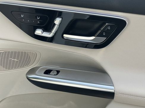 Certified 2025 Mercedes-Benz GLC 300 GLC 300 image 17