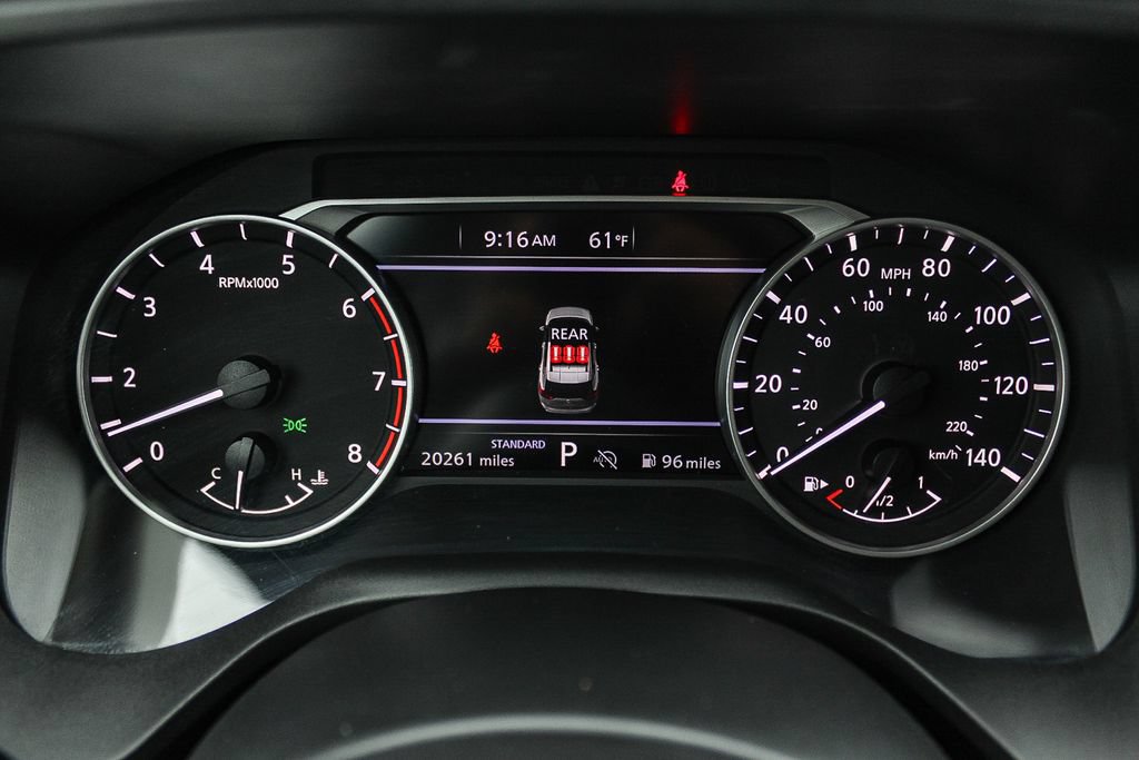 Used 2024 Nissan Rogue SV FWD image 23