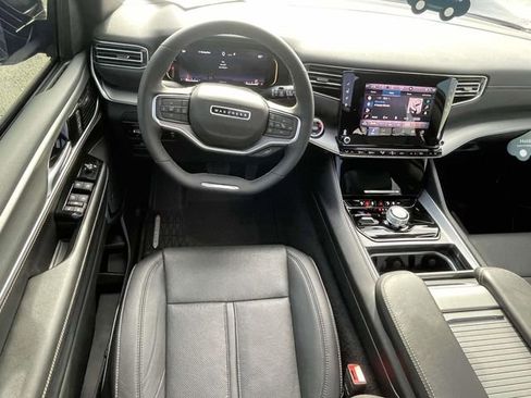Used 2024 Jeep Wagoneer Series II image 14