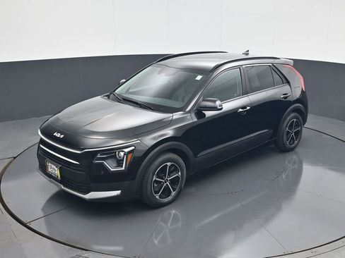 Used 2023 Kia Niro EX FWD image 13