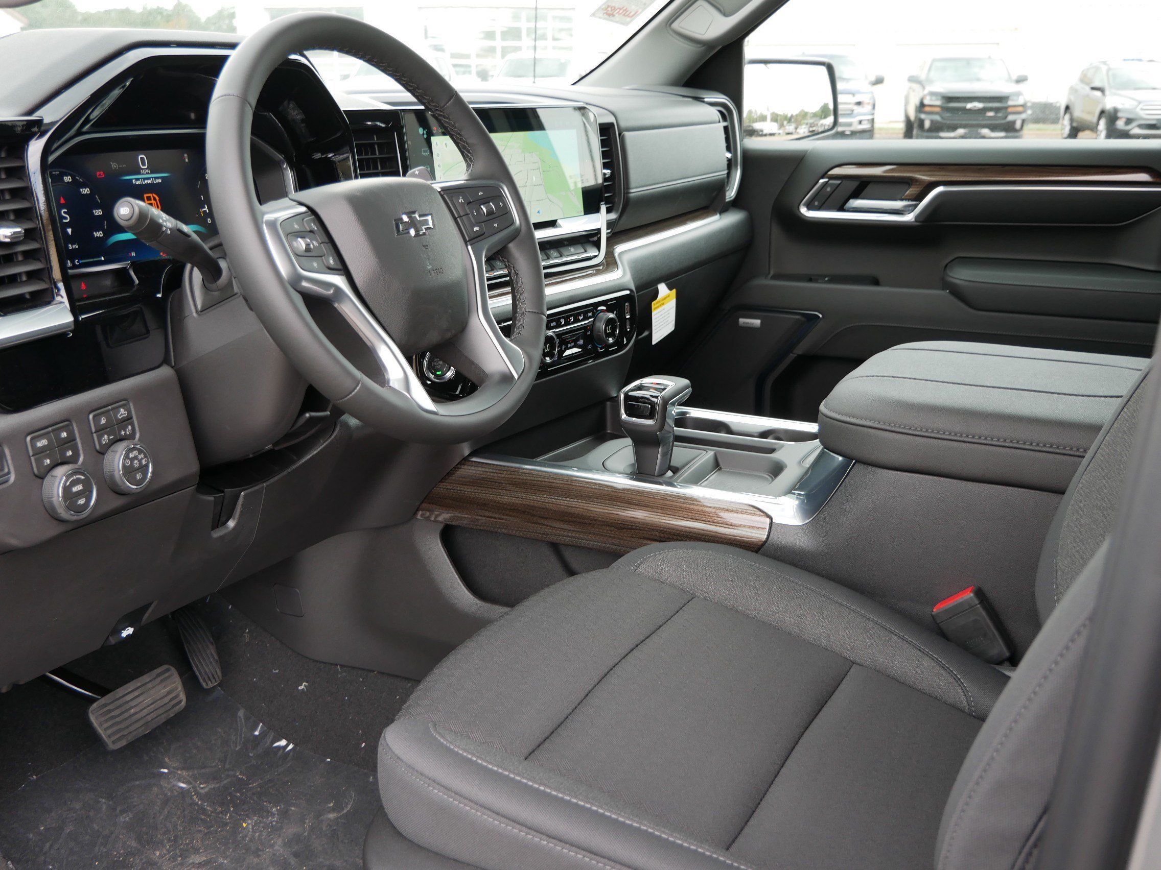 New 2026 Chevrolet Silverado 1500 RST AWD/4WD image 11