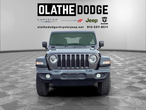 Used 2022 Jeep Wrangler Unlimited Sport image 30