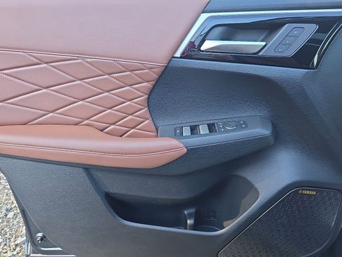 New 2025 Mitsubishi Outlander SEL image 12