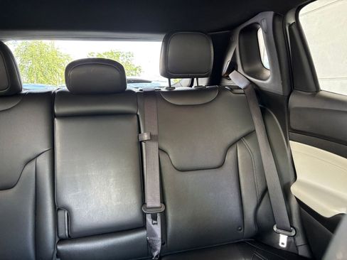 Used 2025 Jeep Compass Limited AWD/4WD image 37