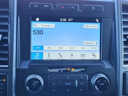 Used 2018 Ford F150 Raptor w/ Equipment Group 802A Luxury image 19