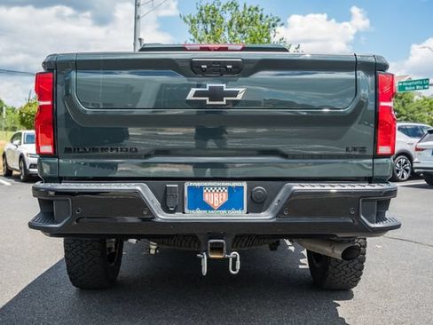 Used 2025 Chevrolet Silverado 2500 LTZ w/ LTZ Plus Package AWD/4WD image 6