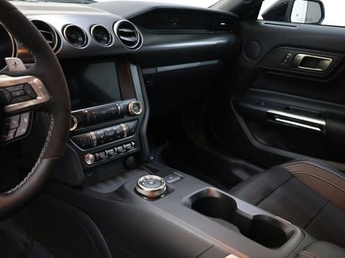 Used 2022 Ford Mustang Shelby GT500 w/ Technology Package image 85