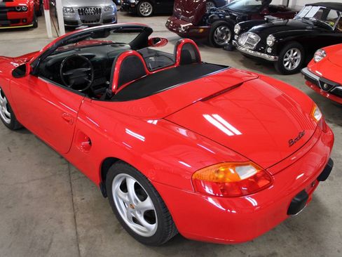 Used 1997 Porsche Boxster RWD image 36