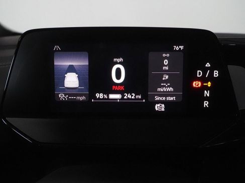 Used 2023 Volkswagen ID.4 Pro S Plus image 19