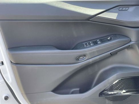 New 2026 Jeep Cherokee Overland w/ Advanced Pro Tech Group AWD/4WD image 24