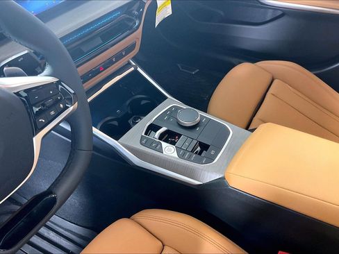 Certified 2025 BMW 330i xDrive Sedan image 15