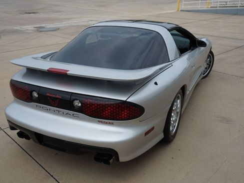 Used 2000 Pontiac Firebird Formula w/ Security Pkg image 11