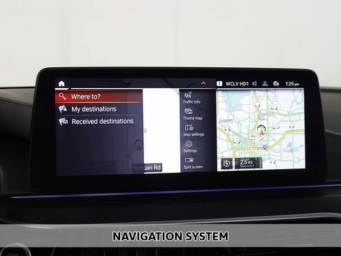 Used 2022 BMW M550i xDrive w/ Dynamic Handling Package image 3