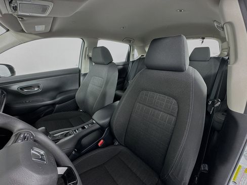 Certified 2023 Honda HR-V LX image 19