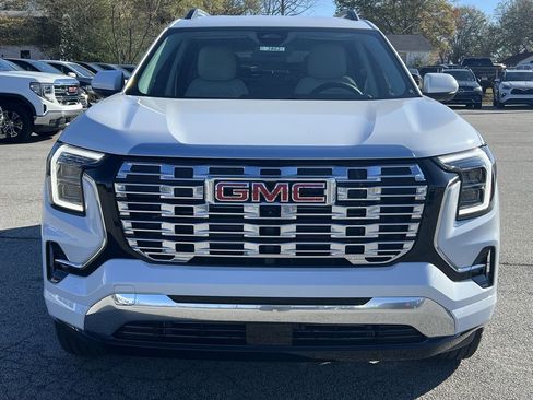 New 2026 GMC Terrain Denali w/ LPO, Floor Liner Package image 27