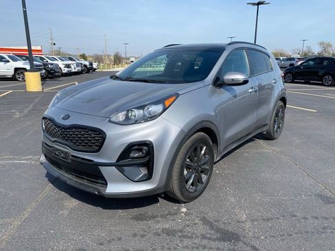 Used 2022 Kia Sportage Nightfall Edition w/ Nightfall Fwd Premium Package image 5