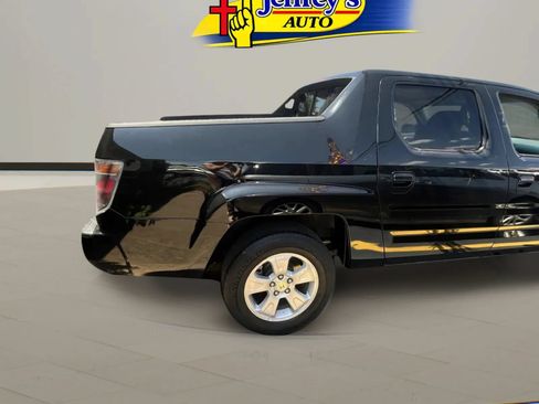 Used 2007 Honda Ridgeline RTS image 2