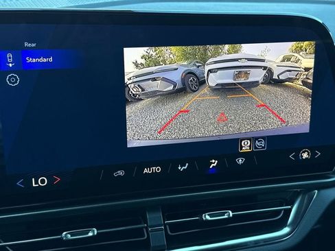New 2026 Chevrolet Equinox EV LT w/ LPO, Blackout Package FWD image 20
