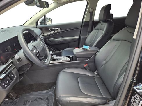 Certified 2026 Kia Sportage EX w/ EX Panorama Roof Package FWD image 18