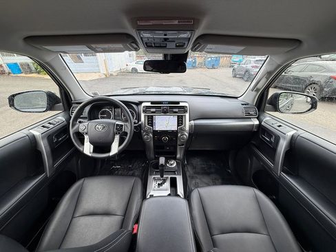 Used 2023 Toyota 4Runner TRD Sport w/ Technology Package AWD/4WD image 23