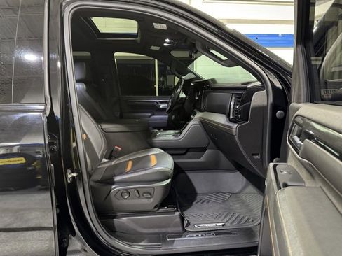 Used 2024 GMC Sierra 3500 AT4 w/ AT4 Premium Plus Package image 15