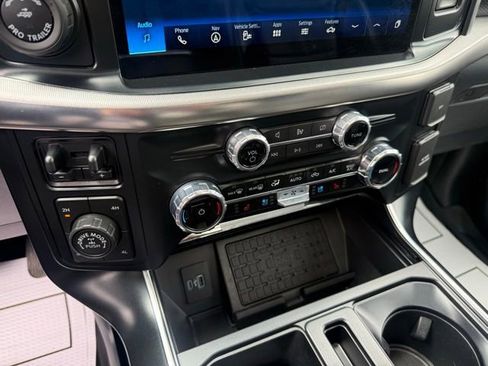 Used 2023 Ford F150 Raptor w/ Raptor Carbon Fiber Package AWD/4WD image 28