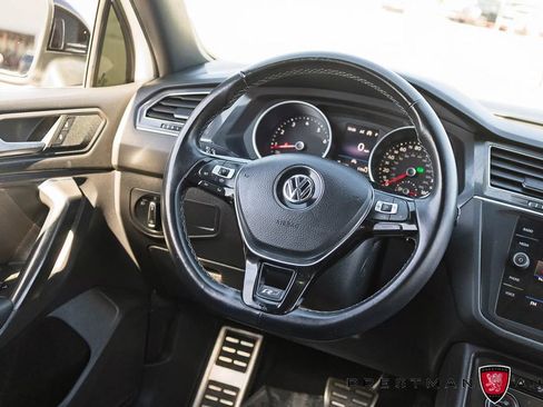 Used 2021 Volkswagen Tiguan SE R-Line w/ 3rd Row Seat Package AWD/4WD image 37