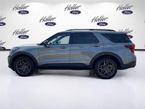 Certified 2025 Ford Explorer ST-Line w/ ST-Line Street Pack AWD/4WD image 5
