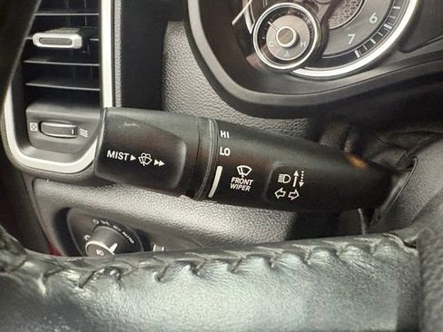Used 2019 RAM 1500 Big Horn AWD/4WD image 18