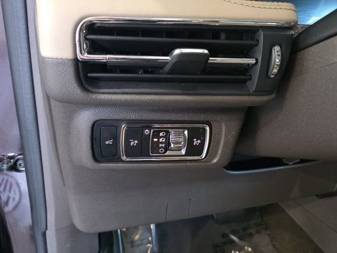 Used 2023 Lincoln Corsair Reserve w/ Equipment Group 201A image 25