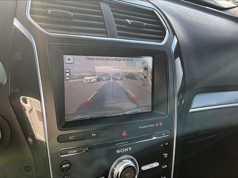 Used 2018 Ford Explorer Sport w/ Equipment Group 401A image 23