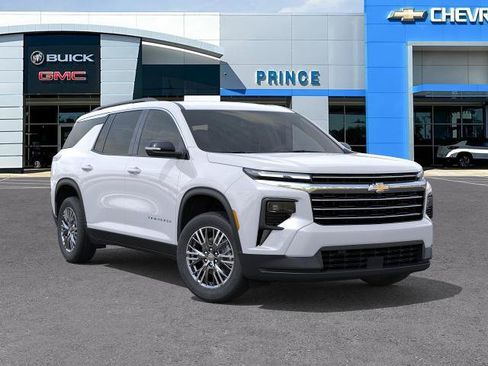 New 2026 Chevrolet Traverse LT w/ LPO, Floor Liner Package FWD image 31