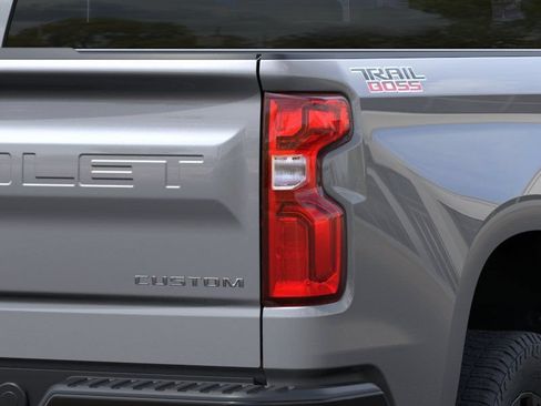 New 2026 Chevrolet Silverado 1500 Custom Trail Boss AWD/4WD image 11